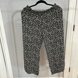 Floral flare pants with elastic waist band